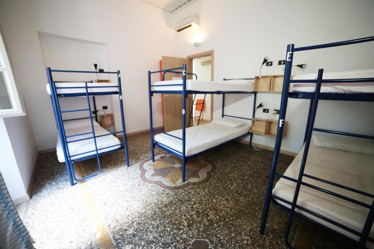 جنوة Castle Hostel المظهر الخارجي الصورة